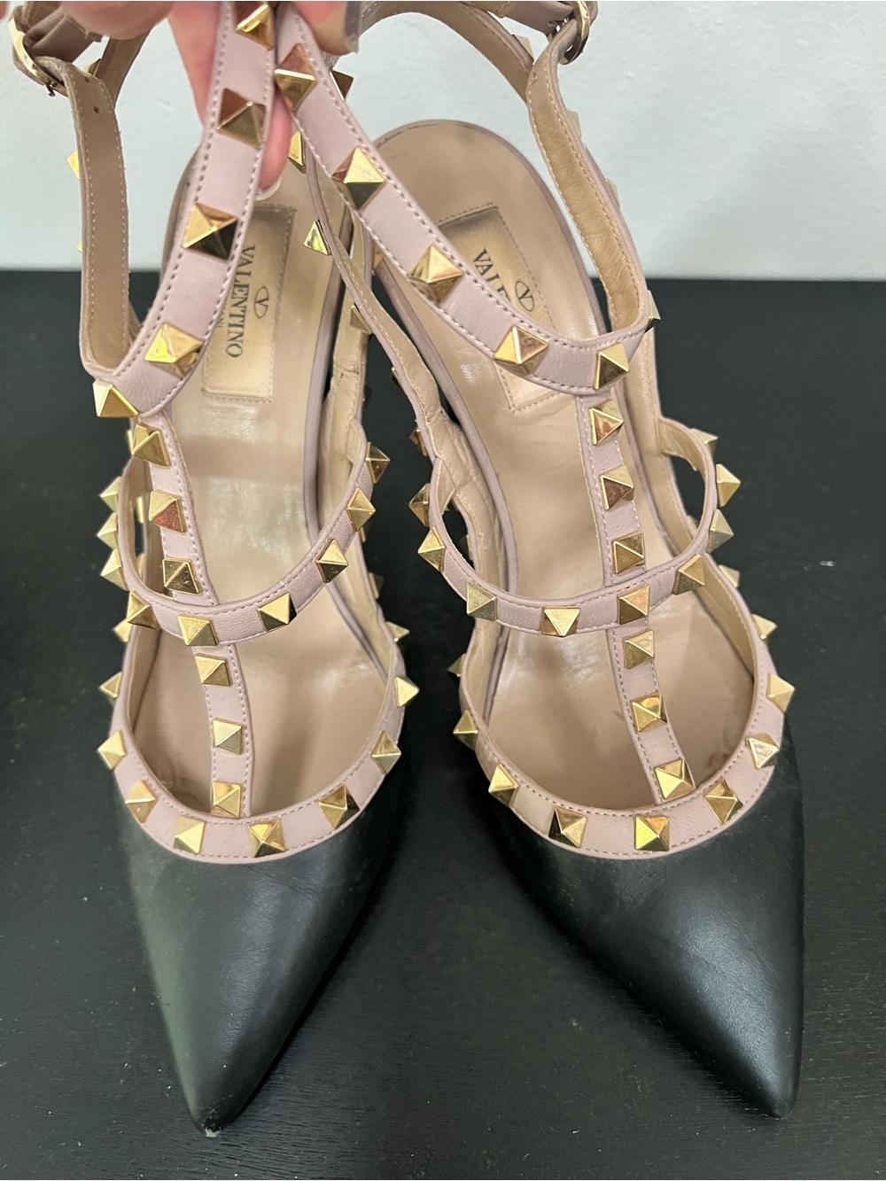 Valentino Rockstud Pointed-Toe Heels in Black and Pale Pink - Picture 7 of 7
